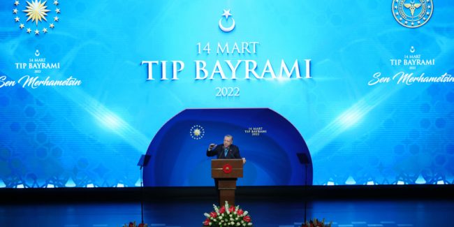 Cumhurbaşkanı Erdoğan, 14 Mart Tıp Bayramı etkinliğinde konuştu.